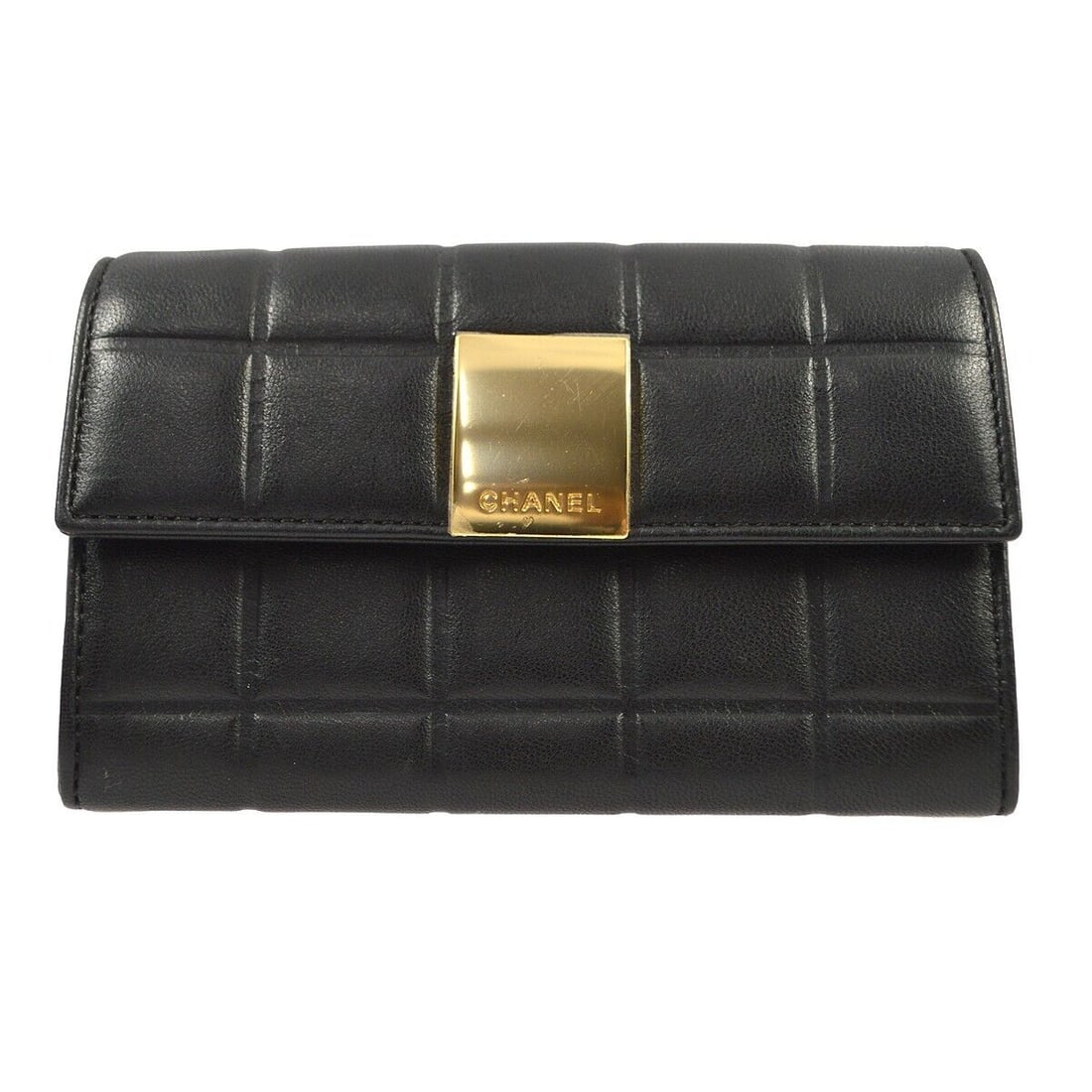 Chanel Black Lambskin Choco Bar Long Wallet Purse: Chanel Black Lambskin Choco Bar Long Wallet Purse Type: Wallet Color: Black Material: Lambskin Pattern: Check Style: Wallet Accents: Button Logo Vintage: Yes Outside Condition: B: Reasonable Wear and