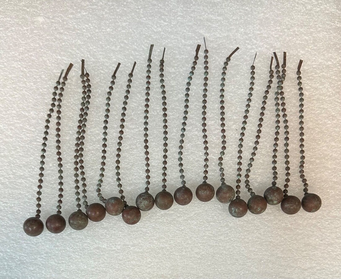 Tiffany Studios Fringe Decoration: Tiffany Studios Fringe Decoration Type: Chain Color: Brown Number In Pack: 16 Material: Bronze Vintage: Yes This vintage group of original Tiffany Studios lamp decorations date from the early 20th cen