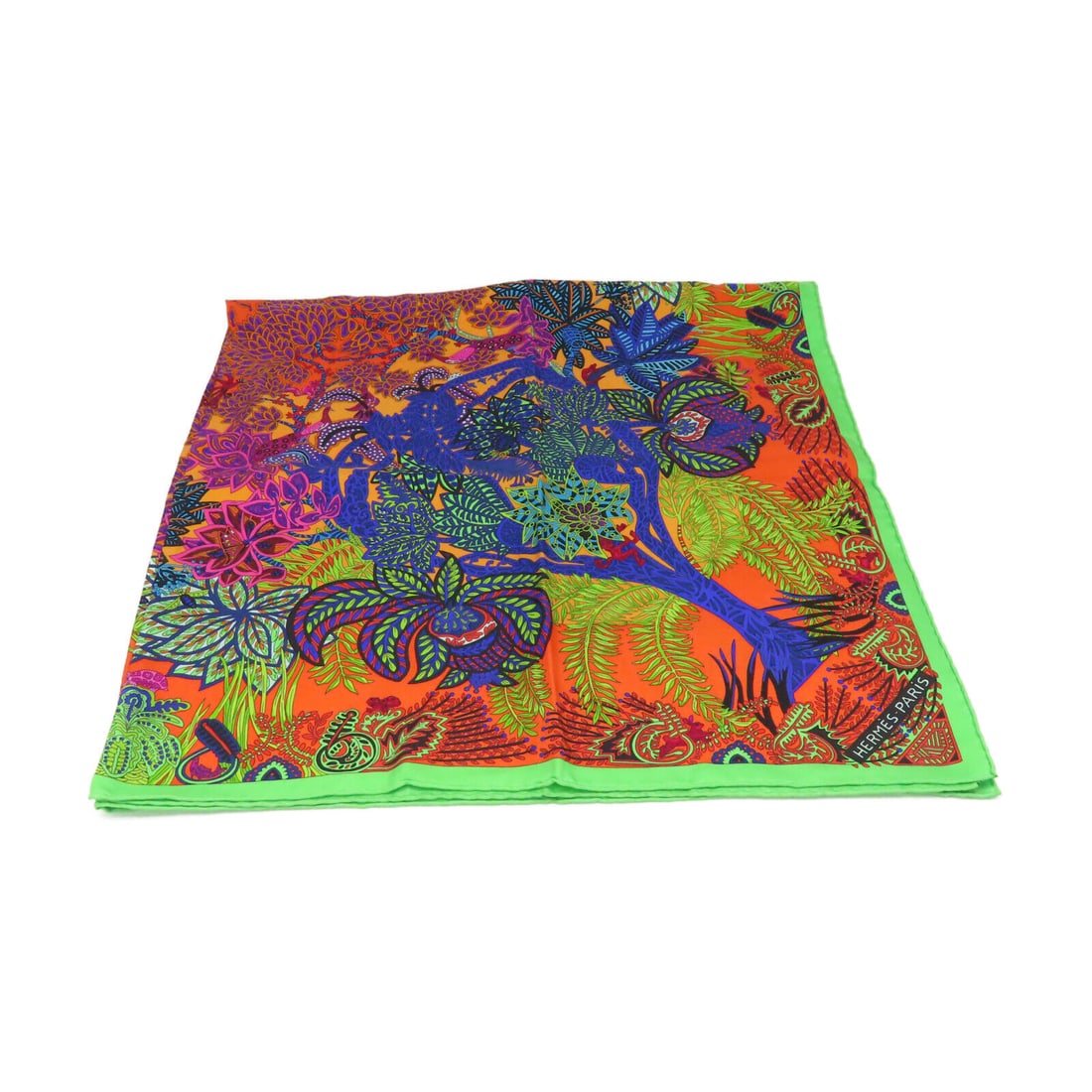 HERMES Scarf 90x90 Scarves Silk Red Green Orange Multi Color: HERMES Scarf 90x90 Scarves Silk Red Green Orange Multi Color Style: scarf Material: silk Color: Green Size Type: Regular Type: scarf Frame Color: Green AB: Very Good The BIDHAUS Guarantee: All items i