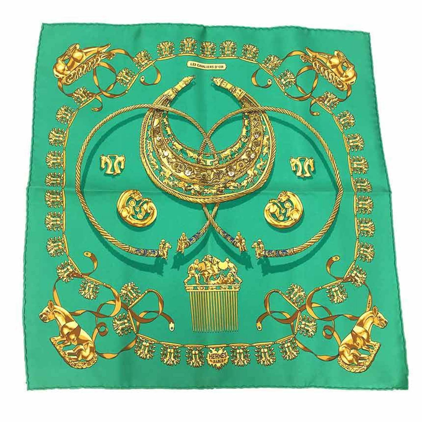 Hermes Scarf Muffler Carre 45 Les Cavaliers D'or Golden Knight 100% Silk Green x Yellow: Hermes Scarf Muffler Carre 45 Les Cavaliers D'or Golden Knight 100% Silk Green x Yellow Brand: Hermes Type: Scarf Gender: Women Color: Green Yellow Material: Silk100% Silk: 100% Size (LxW): 42cm x 42c