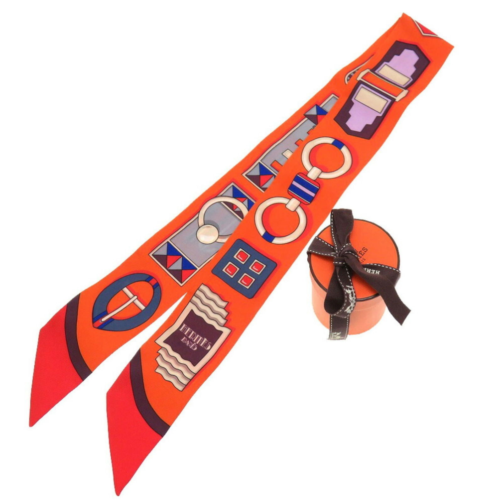 Hermes Twilly Chaine d'Ancre Silk Orange Scarf Muffler: Hermes Twilly Chaine d'Ancre Silk Orange Scarf Muffler Brand: Hermes Line: Twilly Country of Origin: France Type: Scarf Gender: Women Color: Orange Material: Silk Silk: Size (LxW): 85cm x 5cm / 33.46