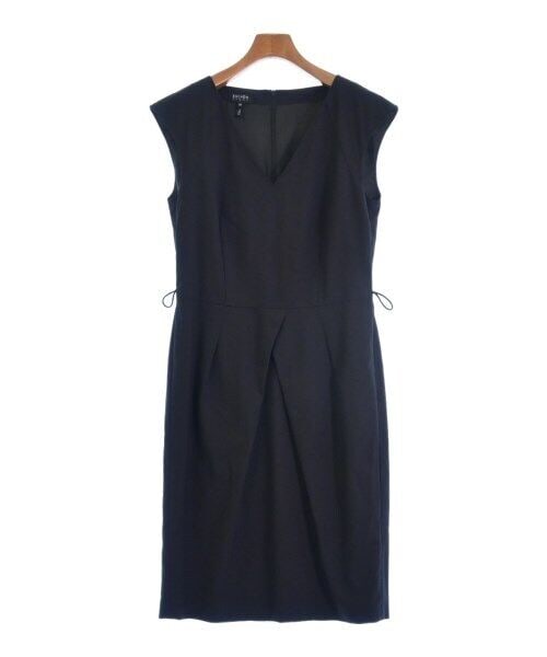 ESCADA Dress Black 36(Approx. XS): ESCADA Dress Black 36(Approx. XS) Brand: ESCADA Color: Black "Size (Women's): 36 (XS rank)" Size Type: Regular Type: one piece Pre-Owned The BIDHAUS Guarantee: All items in this auction are guaranteed