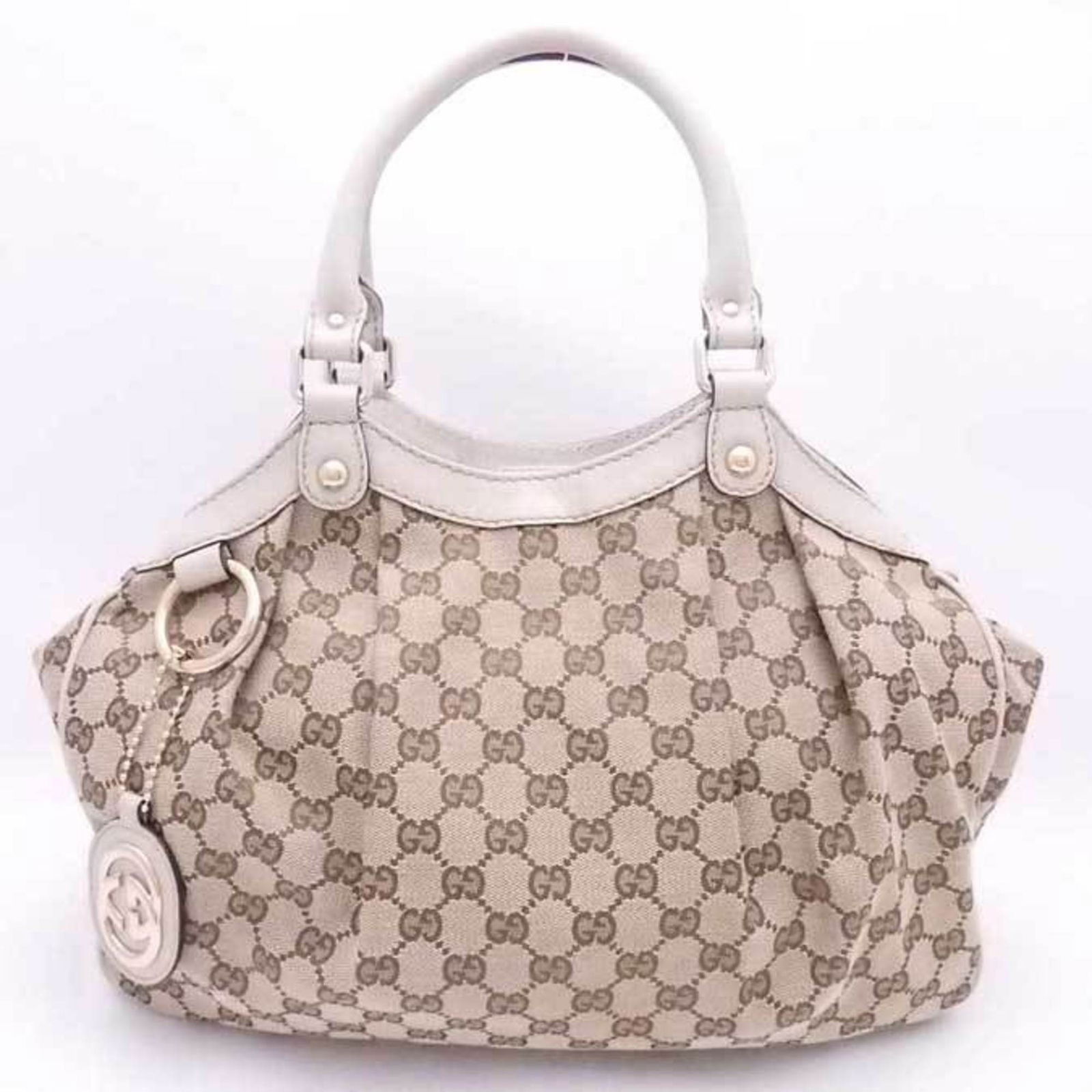 Gucci Handbag GG Canvas Suki Beige x Off-White Leather Women's 211944: Gucci Handbag GG Canvas Suki Beige x Off-White Leather Women's 211944 Brand: Gucci Line: GG Canvas Country of Origin: Italy Type: Handbag Material: GG canvas Leather GG canvas: Leather: Color: Beige O