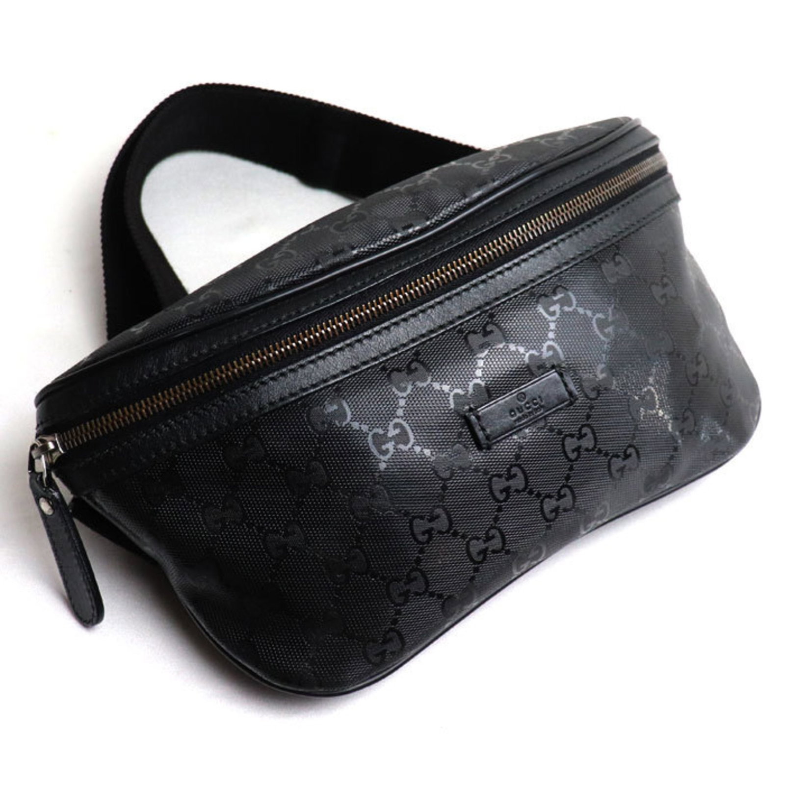 GUCCI GG Implement Body Bag Waist Black 233269: GUCCI GG Implement Body Bag Waist Black 233269 Brand: Gucci Type: Fanny pack Material: PVC Leather PVC: Leather: Color: Black Hardware Color: Silver Gender: Men Size (HxWxD): 16cm x 28cm / 6.29 x 11.0