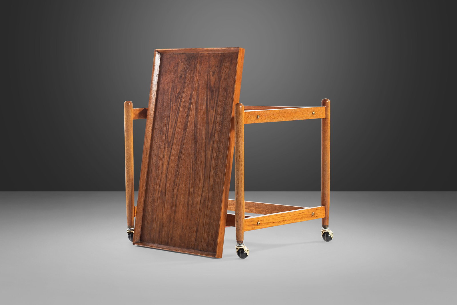 Danish Modern Bar Cart in Teak by Poul Hundevad for Vamdrup Stolefabrik 1960s: Danish Modern Bar Cart in Teak by Poul Hundevad for Vamdrup Stolefabrik 1960s Danish Modern Bar Cart in Teak by Poul Hundevad for Vamdrup Stolefabrik 1960s About: Constructed from teak wood and set on