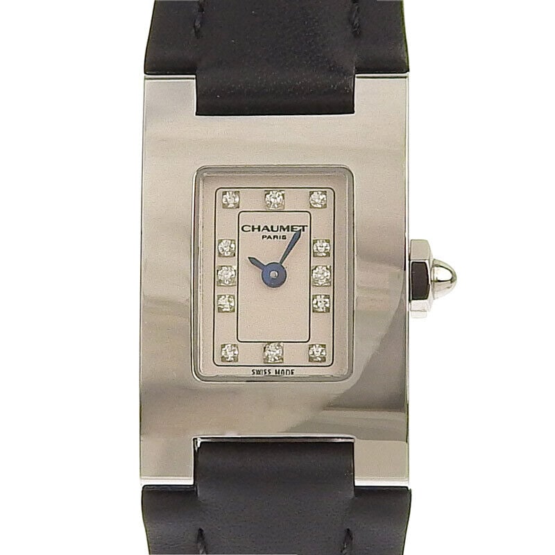 CHAUMET Style Rectangle Ladies Watch: CHAUMET Style Rectangle Ladies Watch Description of item [(brand name)] CHAUMET [(category)] watch [(product name)] style rectangle [(material)] Case: SS Belt: Leather [(Color)] Case: Silver Belt: Bla