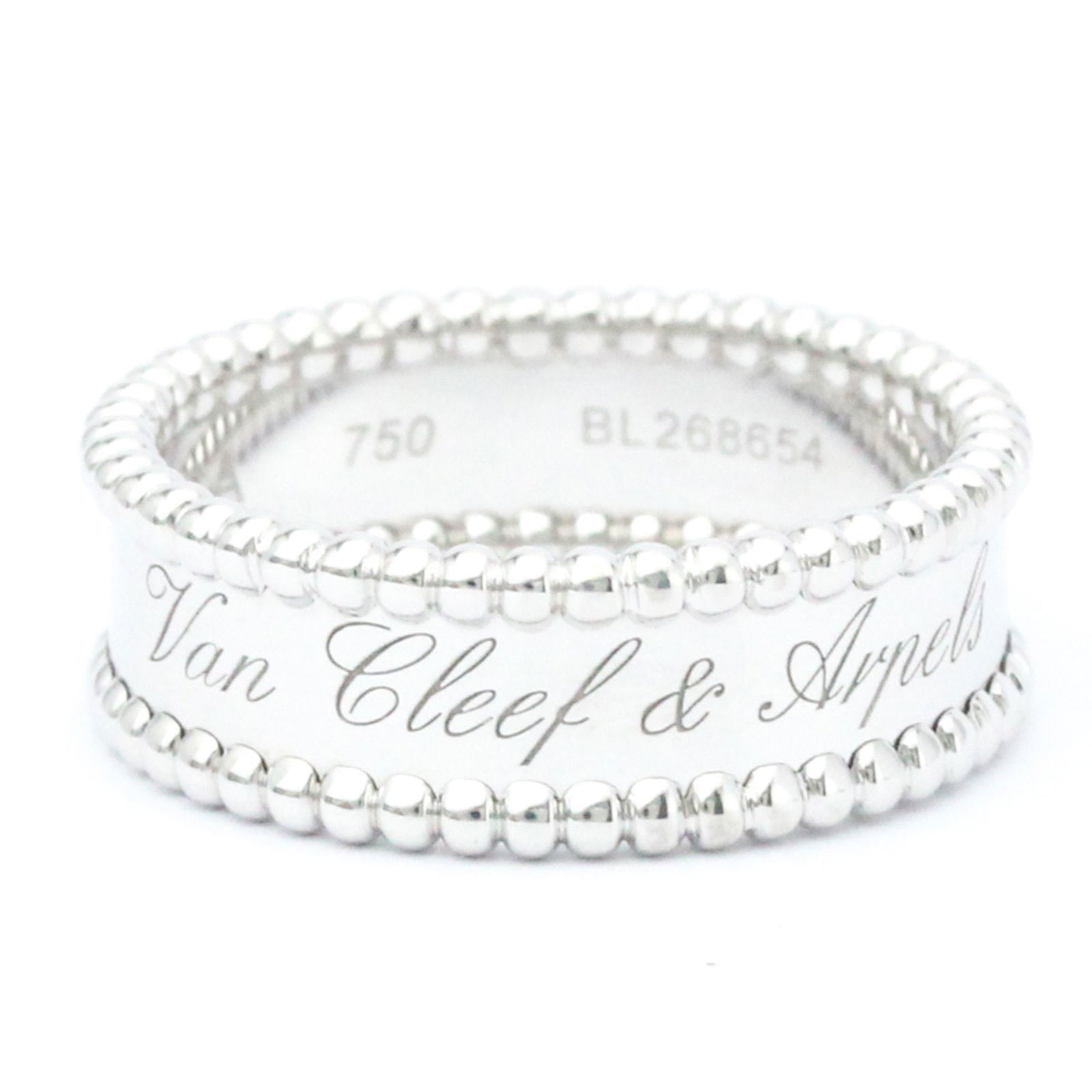Van Cleef & Arpels Perlee Signature Ring VCARN32300 White Gold (18K) Fashion No Stone Band Ring: Van Cleef & Arpels Perlee Signature Ring VCARN32300 White Gold (18K) Fashion No Stone Band Ring Silver Brand: Van Cleef & Arpels Model: Perlee signature ring VCARN32300 Type: Band ring Style: Fashion