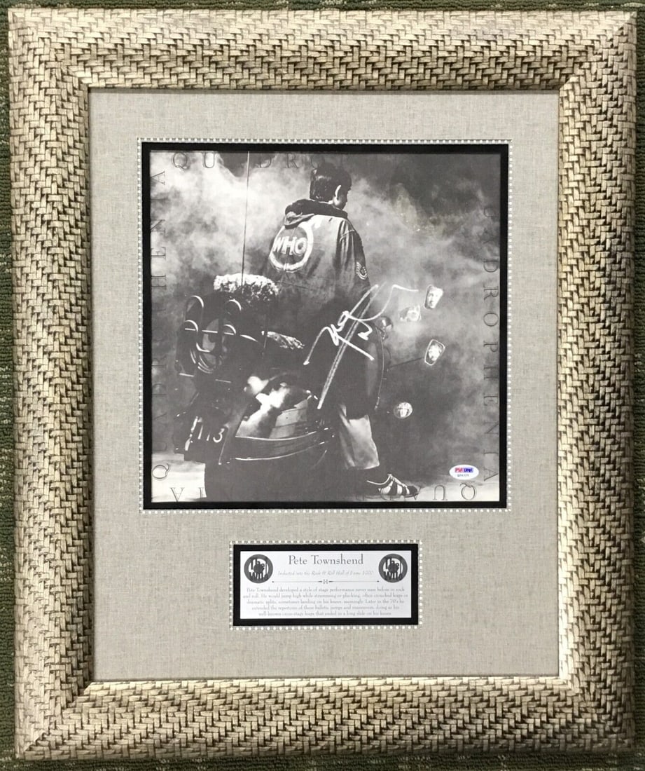 Peter Townshend The Who Signed Custom Quadrophenia Album Framed PSA/DNA: Peter Townshend The Who Signed Custom Quadrophenia Album Framed PSA/DNA Industry: Music Signed: Yes Size: 25 x 21 Autograph Authentication: Professional Sports (PSA/DNA) Object Type: Photograph Origin
