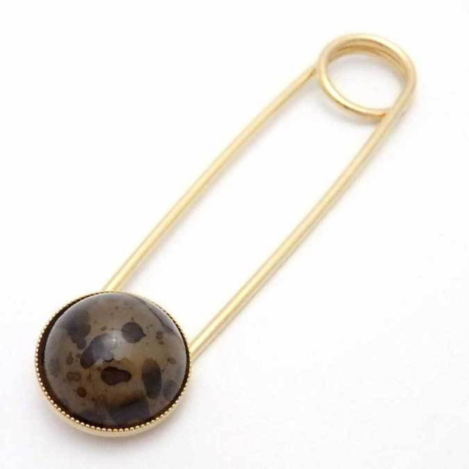 Fendi FENDI brooch metal gold x brown unisex: Fendi FENDI brooch metal gold x brown unisex Brand: Fendi Country of Origin: Italy Type: Brooch Gender: Unisex Material: Metal Color: Brown Gold Size (HxWxD): 2cm x 8.8cm / 0.78 x 3.46 Condition: Used