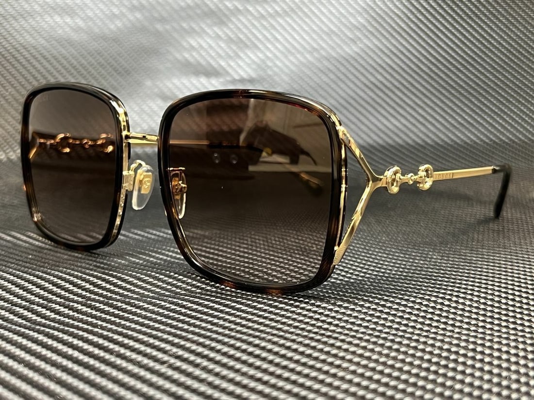 GUCCI GG1016SK 003 Havana Square 58 mm Womens Sunglasses: GUCCI GG1016SK 003 Havana Square 58 mm Womens Sunglasses Frame Color: Beige Style: Square Type: Sunglasses New The BIDHAUS Guarantee: All items in this auction are guaranteed to be 100% authentic. At