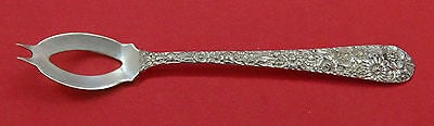 Bridal Bouquet by Alvin Sterling Silver Olive Spoon Ideal Custom Made 5 5/8": Bridal Bouquet by Alvin Sterling Silver Olive Spoon Ideal Custom Made 5 5/8" Bridal bouquet by alvin sterling silver olive spoon ideal custom made 5 5/8" in the pattern bridal bouquet by alvin. It is 