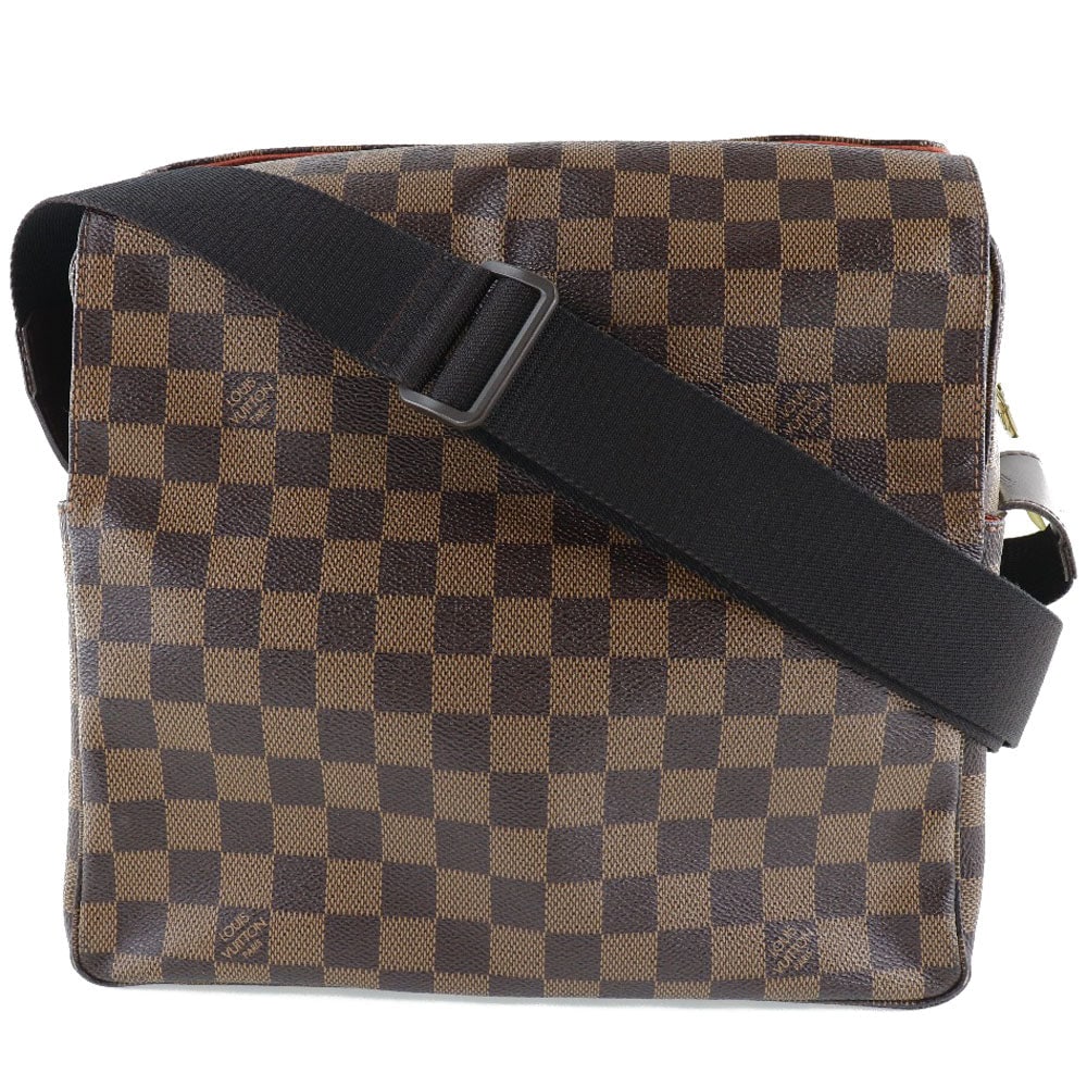Louis Vuitton Naviglio: Louis Vuitton Naviglio Brand: Louis Vuitton Model: Naviglio Color: Brown Material: Canvas Dimensions: H : 24cm x W : 28cm x D : 15cm Shoulder height: 31-60cm Weight : 900g Comments: Outside : There ar