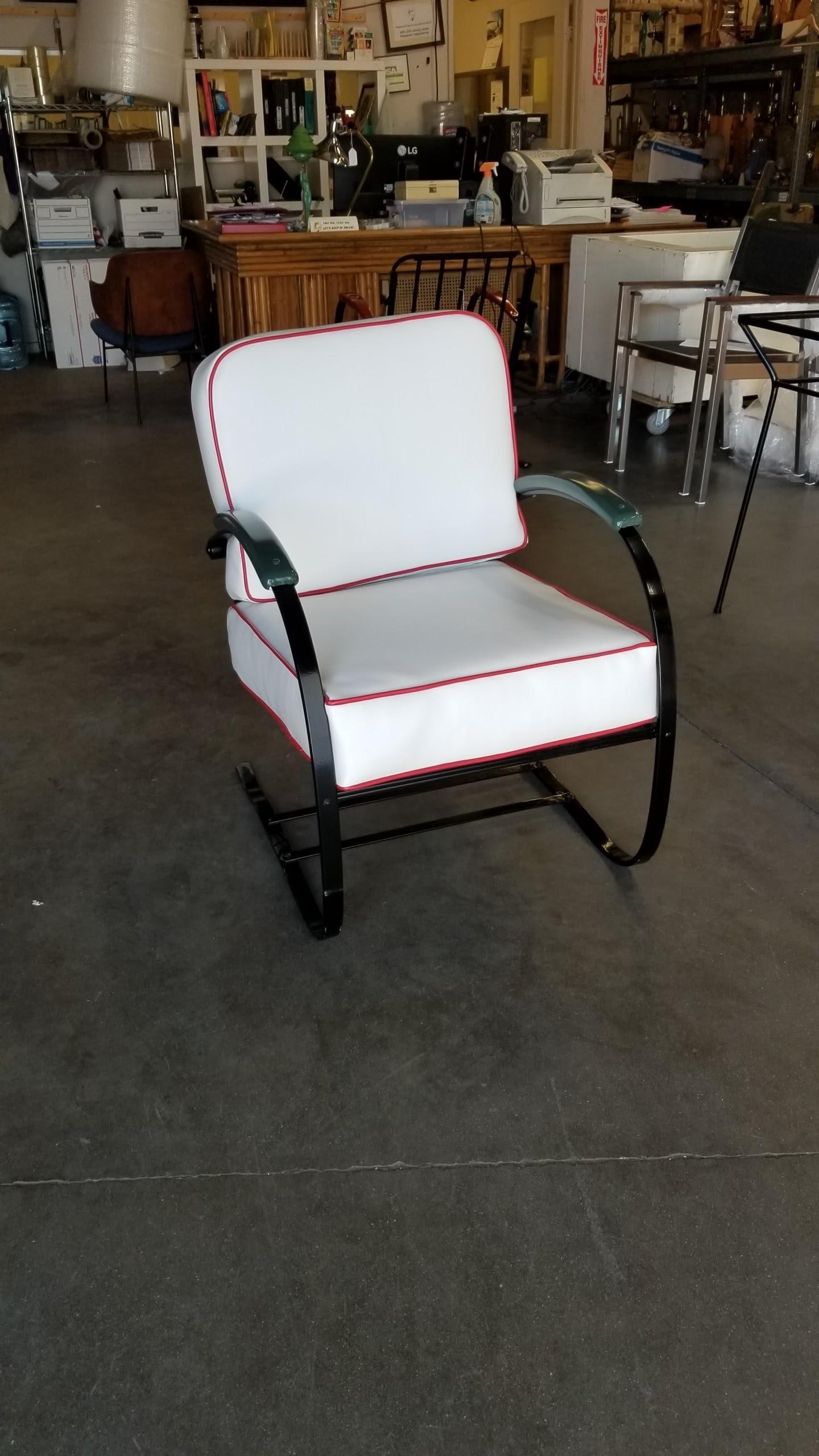 Wolfgang Hoffmann Custom Green and Black Springer Chair for Howell: Wolfgang Hoffmann Custom Green and Black Springer Chair for Howell Creator: Wolfgang Hoffmann (Designer) Howell (Maker) Dimensions: Height: 30 in (76.2 cm)Width: 24 in (60.96 cm)Depth: 28 in (71.12 cm