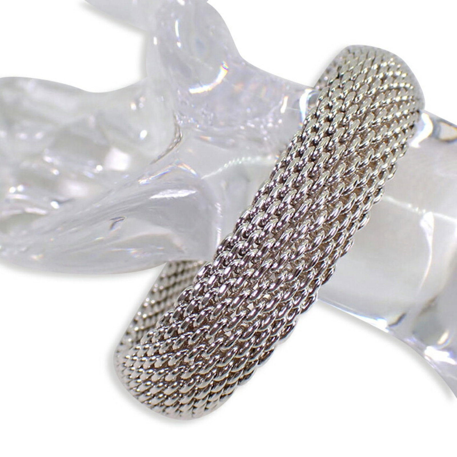 TIFFANY Tiffany SV925 Somerset mesh bangle: TIFFANY Tiffany SV925 Somerset mesh bangle Brand: Tiffany Type: Bangle Gender: Women Material: Silver 925 Color: Silver Width: 15cm / 5.9 Weight: 57g / 2.01oz. Stone Diameter: 19cm / 7.48 Condition: U