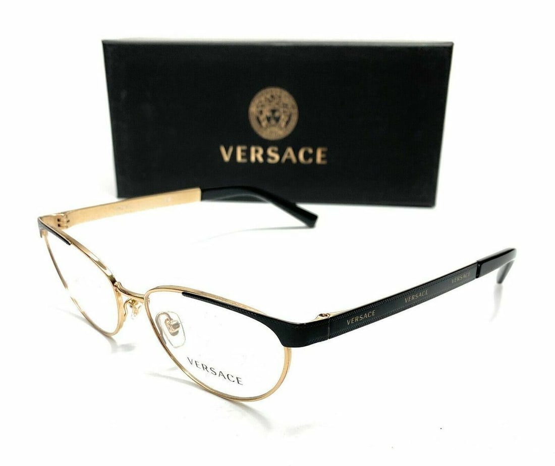 Versace VE1260 1456 Black Womens Cat Eye Demo Lens Eyeglasses Frame 54 mm: Versace VE1260 1456 Black Womens Cat Eye Demo Lens Eyeglasses Frame 54 mm Type: Eyeglasses Frame Color: Black Style: Cat Eye New The BIDHAUS Guarantee: All items in this auction are guaranteed to be 1