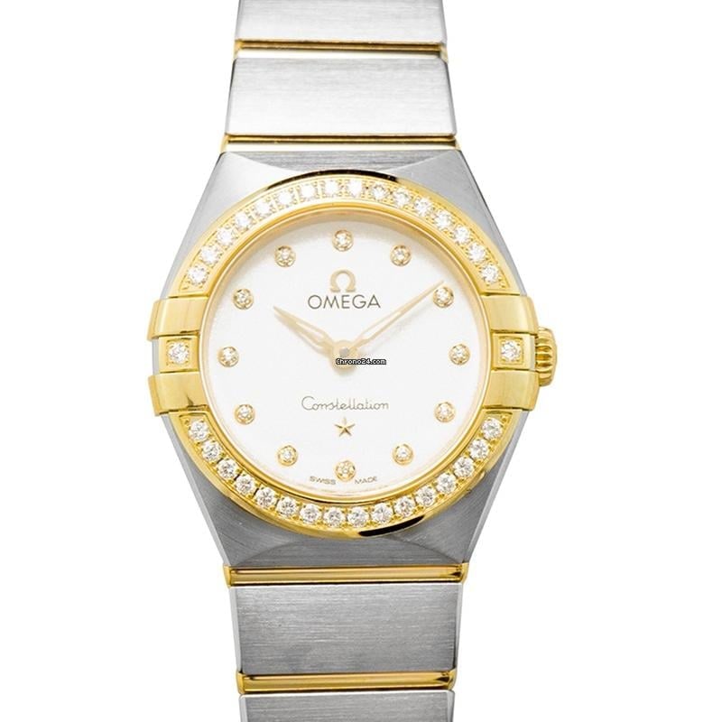 Omega Constellation Quartz 131.25.25.60.52.002 - Constellation Manhattan Quartz 25 mm Quartz Silver: Omega Constellation Quartz 131.25.25.60.52.002 - Constellation Manhattan Quartz 25 mm Quartz Silver Dial Diamonds Yel Brand: Omega Model: Constellation Quartz Dealer product code: 10396A Movement: Qua
