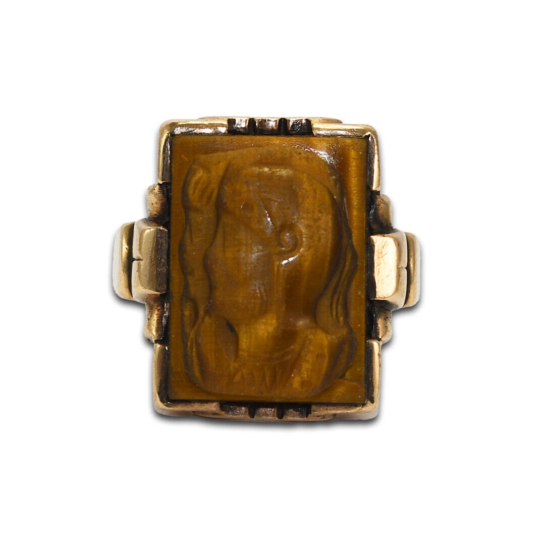 10k Yellow Gold Art Deco Cameo Carved Tigers Eye Ring! Vintage! - Size 10.5: 10k Yellow Gold Art Deco Cameo Carved Tigers Eye Ring! Vintage! - Size 10.5 Type: Ring Metal: Yellow Gold Metal Purity: 10k Main Stone: Tiger"s Eye Ring Size: 10.5 Base Metal: Yellow Gold Theme: Cameo