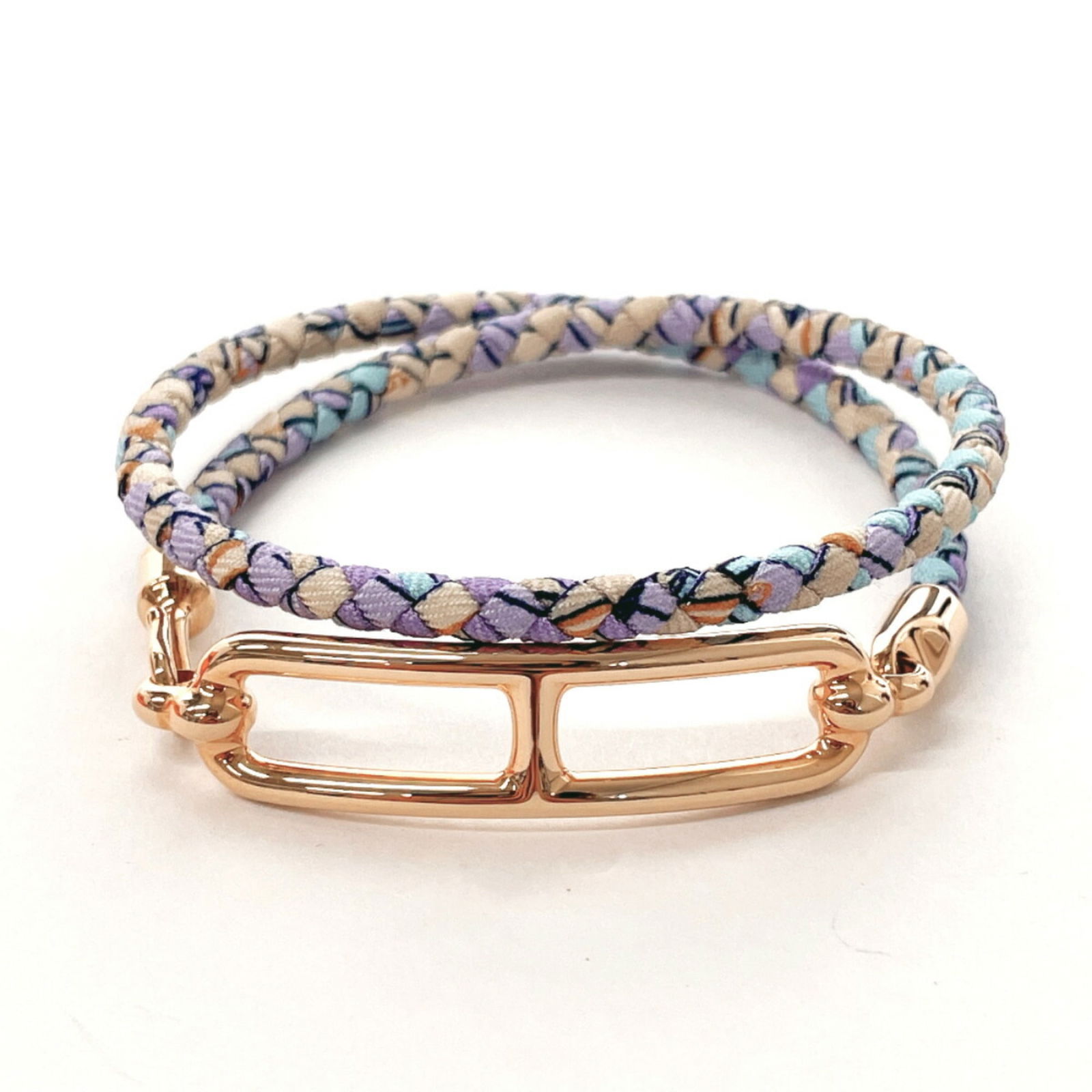 Hermes Luli Double Tour New Bracelet Silk GP HERMES Ladies Multicolor: Hermes Luli Double Tour New Bracelet Silk GP HERMES Ladies Multicolor Brand: Hermes Country of Origin: Italy Number in Pack: 1 Type: Charm bracelet Gender: Women Finish: Gold plated Material: Silk Col