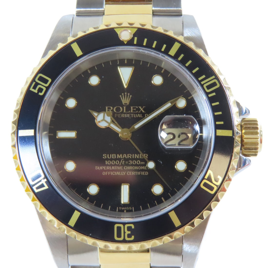 ROLEX Submariner Automatic Watch 16613 (G1999) Stainless Steel 18K Yellow Gold: ROLEX Submariner Automatic Watch 16613 (G1999) Stainless Steel 18K Yellow Gold Style: Wrist Watch Material: K18 (Yellow Gold) Color: Black Movement: Mechanical Automatic Band Material: K18 (Yellow Gol