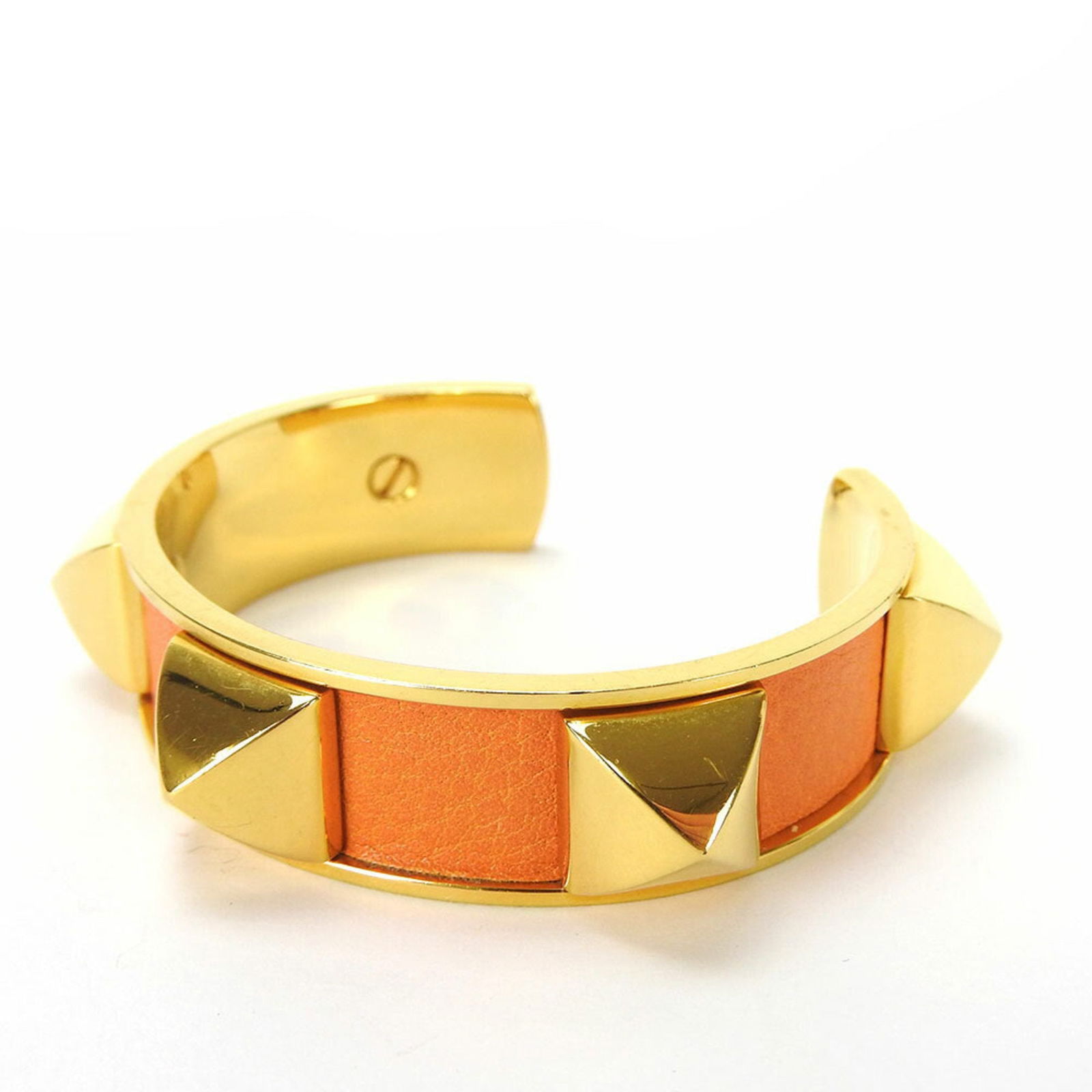 hermes bracelet bangle medor accessory leather studs orange gold GP plated ladies accessories: hermes bracelet bangle medor accessory leather studs orange gold GP plated ladies accessories Brand: Hermes Type: Charm bracelet Gender: Women Material: Leather Metal Color: Gold Orange Length: 16cm /