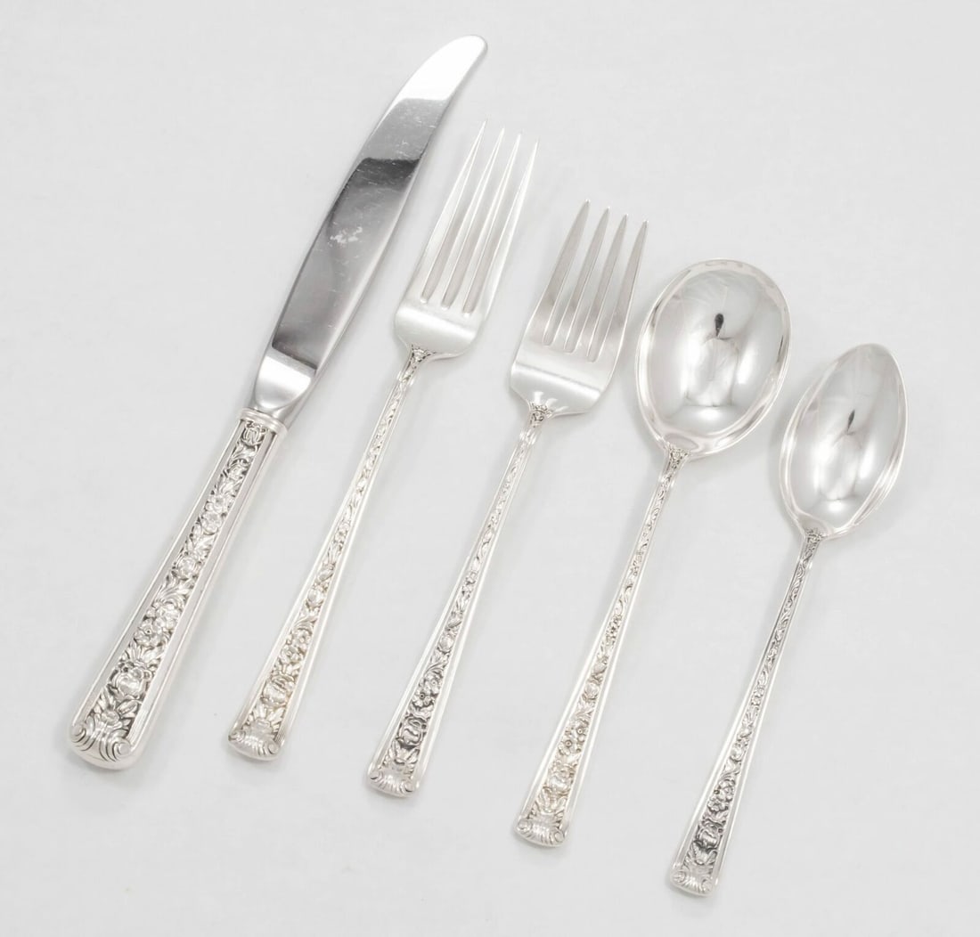 Windsor Rose by Watson Sterling Silver 5pc Regular Place Settings modern knife: Windsor Rose by Watson Sterling Silver 5pc Regular Place Settings modern knife Maker: Watson Type: Flatware-Place Settings Age: 1940 Composition: Sterling Silver Windsor Rose by Watson Sterling Silver