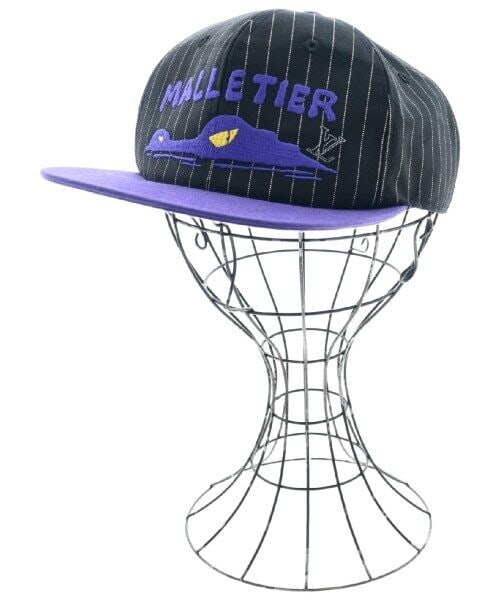 LOUIS VUITTON Cap BlackxPurplexWhite: LOUIS VUITTON Cap BlackxPurplexWhite Style: Snapback Color: BlackxPurplexWhite Type: cap None The BIDHAUS Guarantee: All items in this auction are guaranteed to be 100% authentic. At Your Service: At