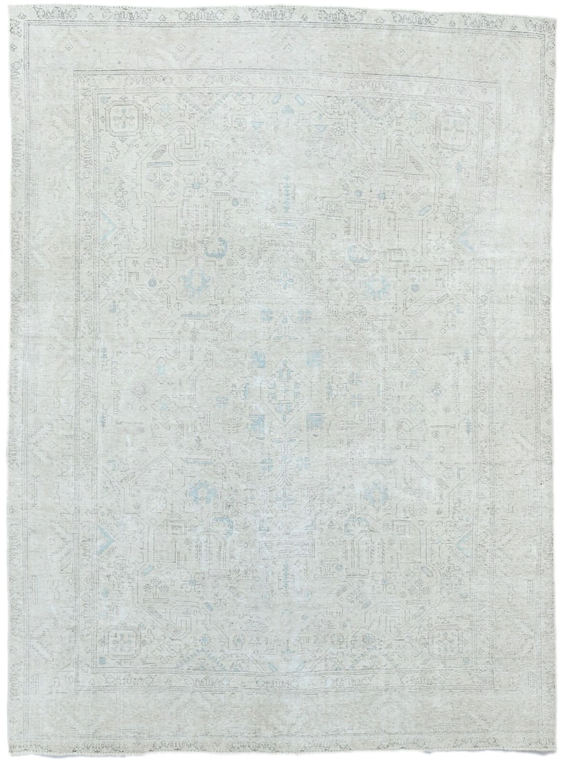 Antique Muted Floral Style Wool 8X11 Hand-Knotted Distressed Oriental Rug Carpet: Antique Muted Floral Style Wool 8X11 Hand-Knotted Distressed Oriental Rug Carpet Free continental US Shipping Type: Area Rugs Color: Muted Colors: Beige Dark Brown Turquoise etc Size: 7"10 X 11"1 Mate