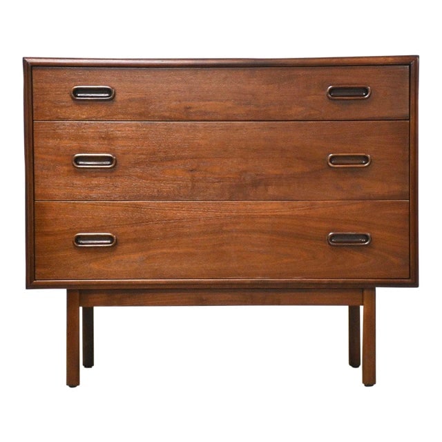 Walnut Dresser Chest by Founders Mid Century Modern 35.75in W x 18in D x 30.25in H: Walnut Dresser Chest by Founders A mid Century modern walnut dresser chest designed by Jack Cartwright for Founders Furniture. 35.75" wide. 18" deep. 30.25" tall. Dimensions: 35.75"W x 18"D x 30.25"H
