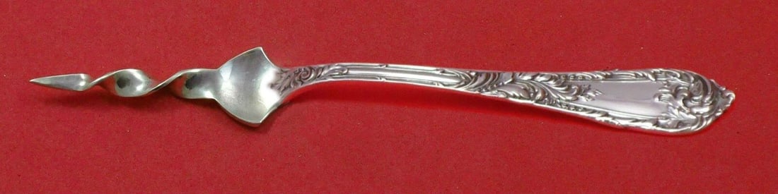 Romaine by Reed and Barton Sterling Silver Butter Pick Twisted 5 3/4 inches: Romaine by Reed and Barton Sterling Silver Butter Pick Twisted 5 3/4" Custom Maker: Reed & Barton Type: Butter Pick Composition: Sterling Silver Age: Post-1940 Romaine by reed and bartonsterling silve