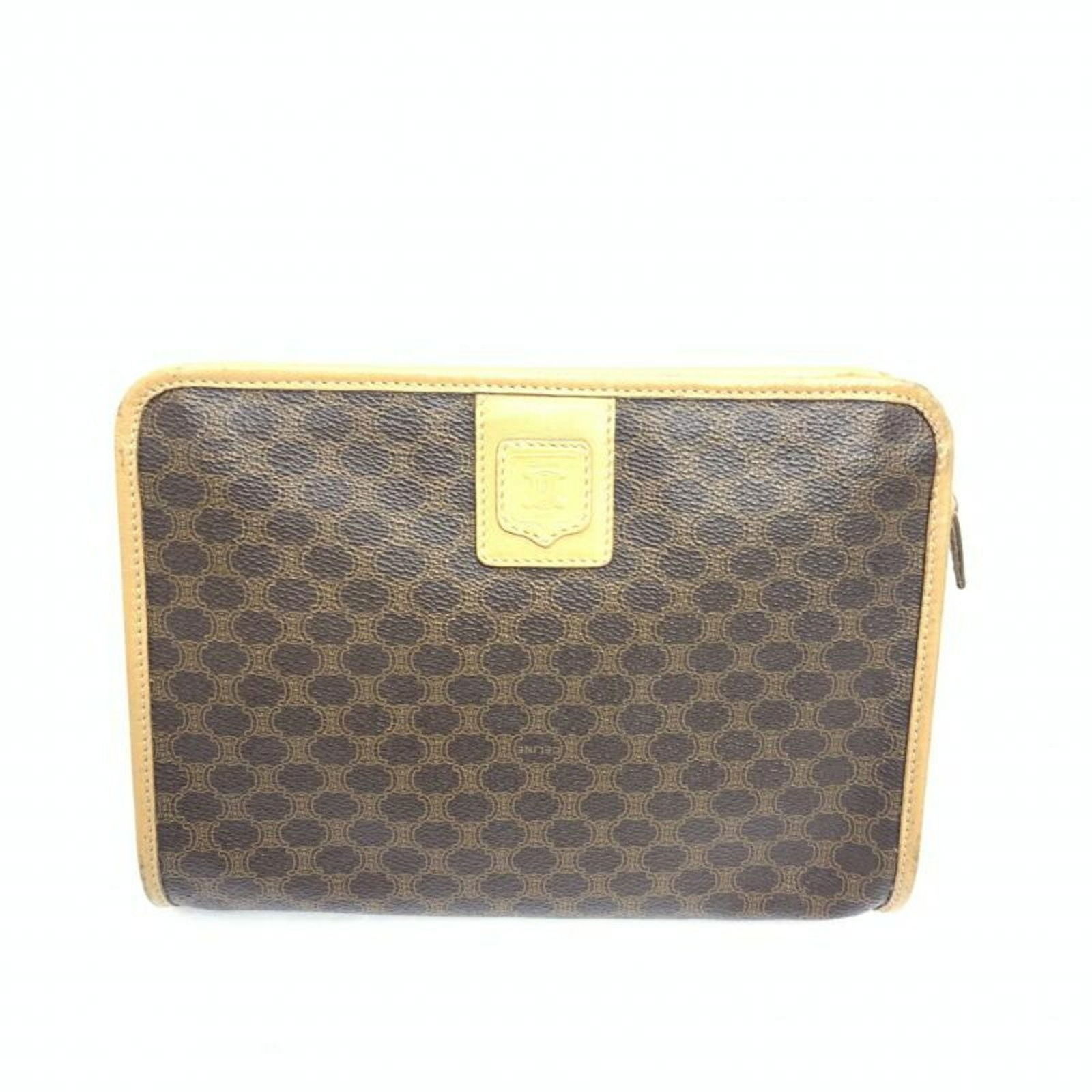 Celine Macadam AW3992 Clutch Bag Pochette 7.08 x 9.05 x 1.57 inches: CELINE Macadam Second Bag AW3992 Celine Brand: Celine Line: Macadam Model: AW3992 Type: Clutch bag Pochette Gender: Women Men Size (HxWxD): 18cm x 23cm x 4cm / 7.08 x 9.05 x 1.57 Condition: Used (good