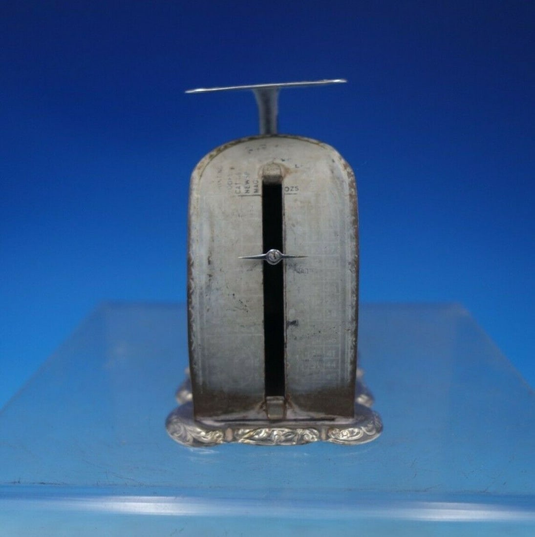 Pelouze of Chicago .925 Silver Scale 2 7/8 inches x 3 inches x 1 7/8 inches: Pelouze of Chicago .925 Silver Scale 2 7/8" x 3" x 1 7/8" Maker: Pelouze Brand: Pelouze Type: Scale Pelouzewonderful pelouze of chicago. 925 silver scale (weighs up to 15 ounces). This piece measures