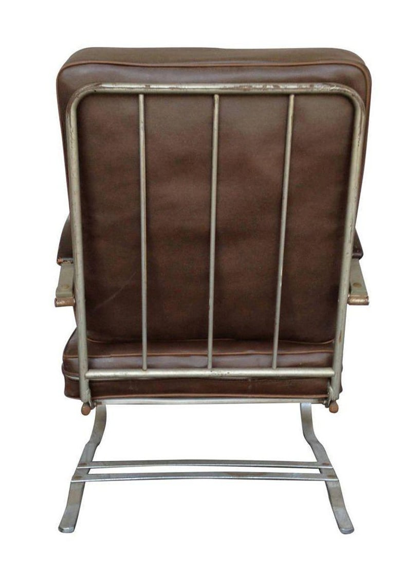 Wolfgang Hoffmann Steel Springer Chair Pair: This pair of Wolfgang Hoffmann-designed Springer chairs, crafted by Howell, showcases a timeless steel construction. Dating back to the period of 1930-1939, these chairs exemplify the innovative desig