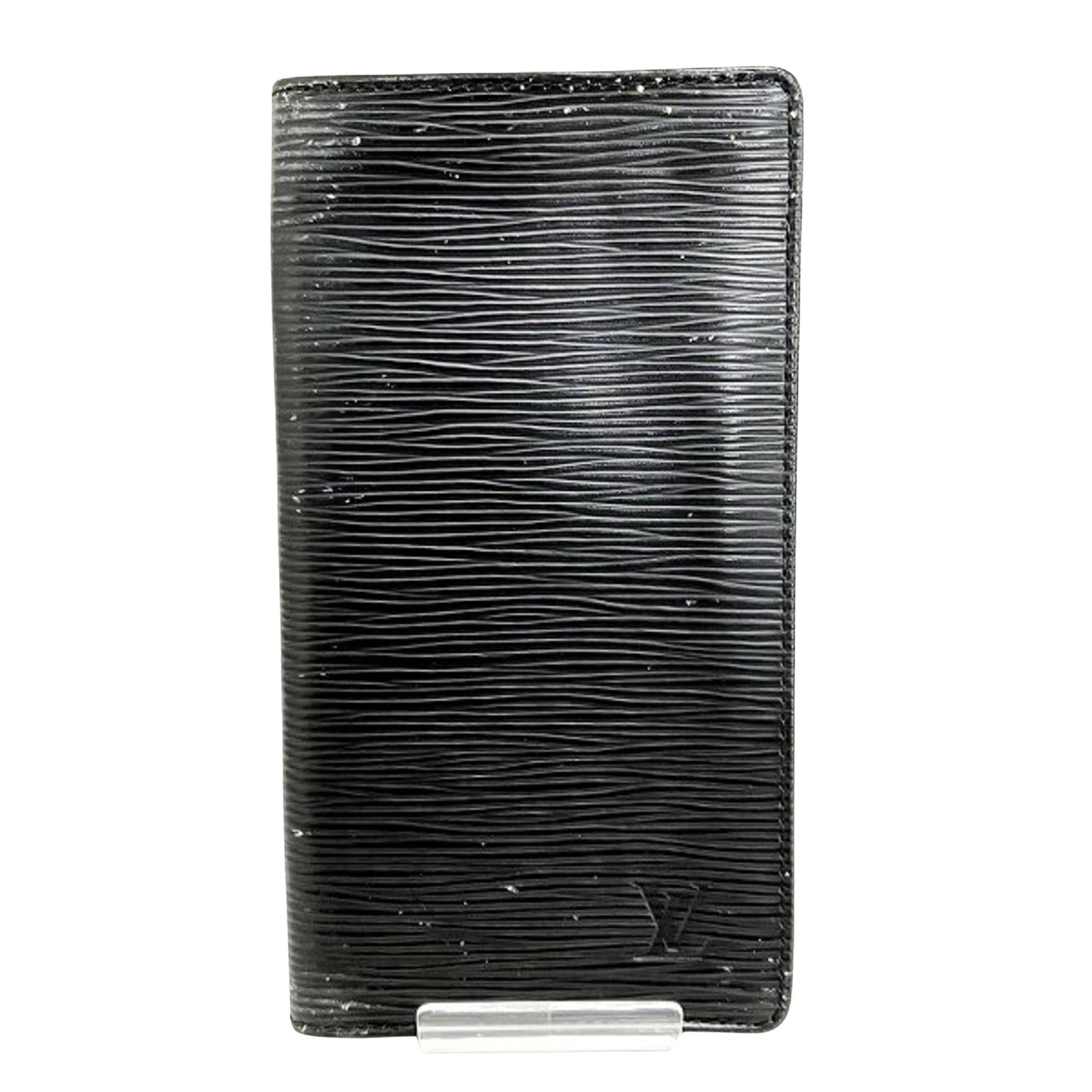 Louis Vuitton Porte carte credit bifold: Louis Vuitton Porte carte credit bifold Brand: Louis Vuitton Model: Porte carte credit bifold Color: Black Material: Leather Dimensions: 18cm x 10cm x 1.5cm Comments: The Louis Vuitton Porte Cartes Cr