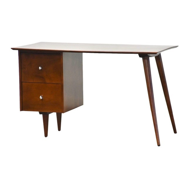 1960s Paul McCobb Planner Group Desk Solid Maple Mid-Century Modern: 1960s Paul McCobb Planner Group Desk Solid Maple Mid-Century Modern This mid-century modern desk, designed by Paul McCobb for Winchendons Planner Group, showcases a solid maple construction and has be