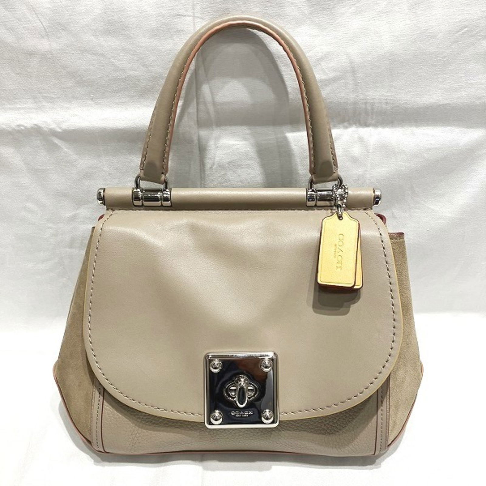 Coach COACH Drifter 12094 2WAY Bag Handbag Shoulder Ladies: Coach COACH Drifter 12094 2WAY Bag Handbag Shoulder Ladies Brand: Coach Model: 12094 Type: Handbag Shoulder bag Material: Leather Suede Leather: Suede: Color: Beige Inner Pocket: Zipper pocket2 Open p