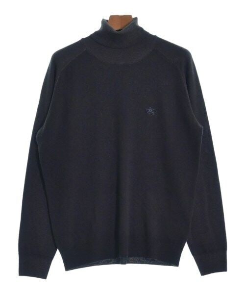 ETRO Gray Knit Sweater Pullover Size L: ETRO Gray Knit Sweater Pullover Size L ETRO gray knit pullover sweater in size L. This regular fit sweater features a classic design and is perfect for casual wear. It shows reasonable wear and tear.