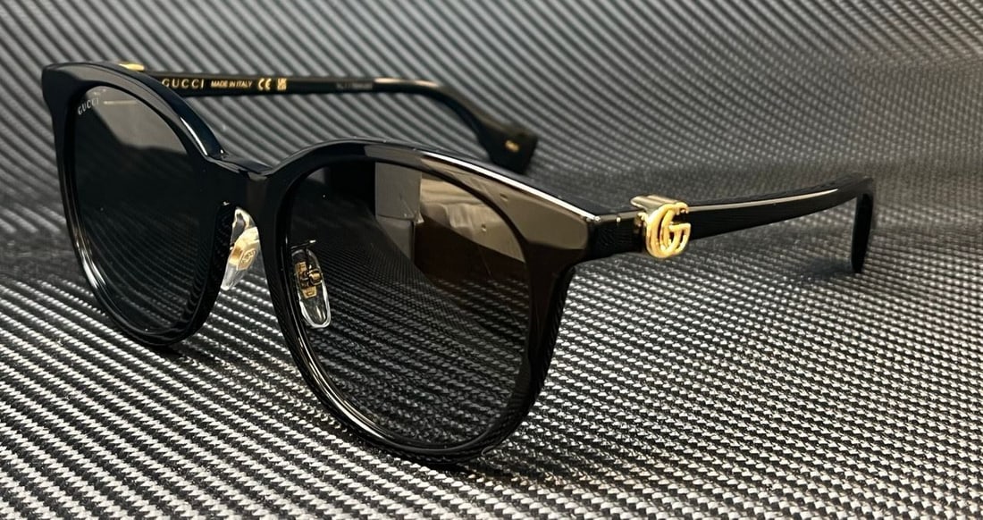 GUCCI GG1073SK 002 Black Grey Gradient Women's Sunglasses Size 54mm: GUCCI GG1073SK 002 Black Grey Gradient Women's Sunglasses Size 54mm GUCCI GG1073SK 002 sunglasses feature a stylish black frame with a grey gradient lens. Ideal for women's fashion, these sunglasses a