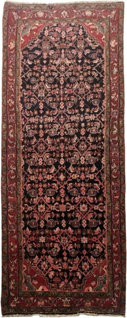 Black Traditional Persian Hamadan Rug 4ft x 11ft Handmade Wool: Black Traditional Persian Hamadan Rug 4ft x 11ft Handmade Wool Enhance your home decor with this exquisite Black Traditional Persian Hamadan Rug, measuring 4 ft by 11 ft (48 in x 132 in). Handwoven in