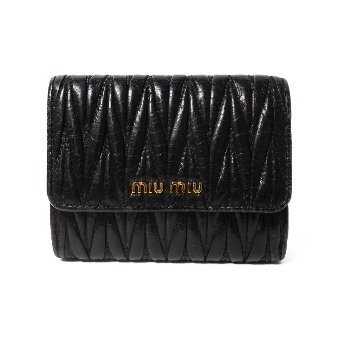 Miu Miu Double Sided Wallet 5MH523 Black Lambskin Leather: Miu Miu Double Sided Wallet 5MH523 Black Lambskin Leather This Miu Miu double sided wallet features a stylish design crafted from luxurious lambskin leather in black. The wallet is designed for regula