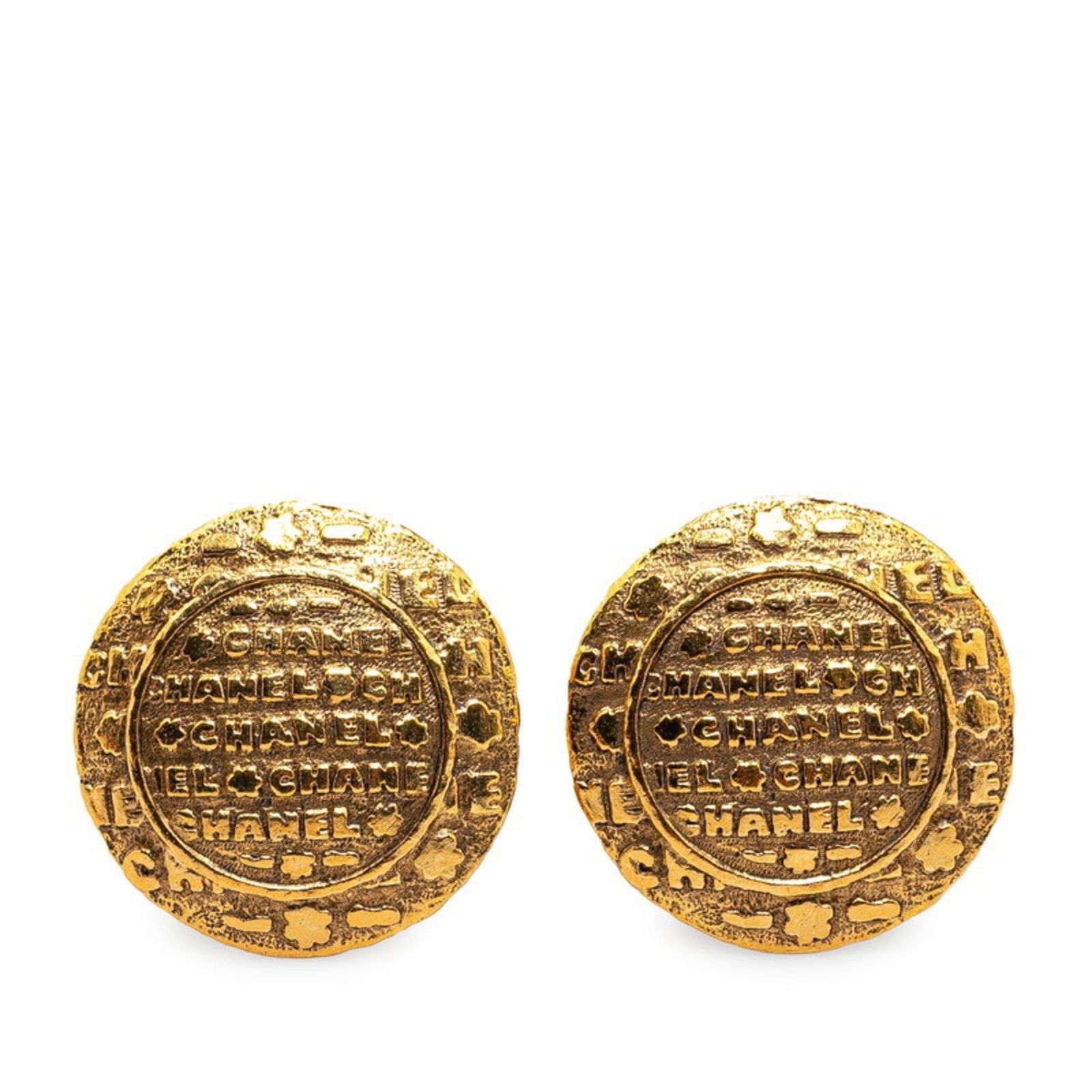 Chanel Gold Plated Clip Earrings for Women: Chanel Gold Plated Clip Earrings for Women Chanel gold plated clip earrings designed for women. These earrings feature a size of 29.20mm x 28.50mm. The item is in very good condition with slight overa