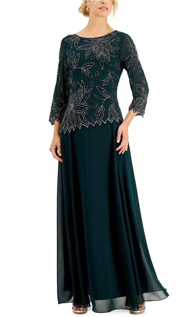J KARA Beaded Overlay Ball Gown in Dark Green, Size 12: J KARA Beaded Overlay Ball Gown in Dark Green, Size 12 This J KARA beaded overlay ball gown features a beautiful color with floral bead embroidery, perfect for elegant evening occasions. Made from hig