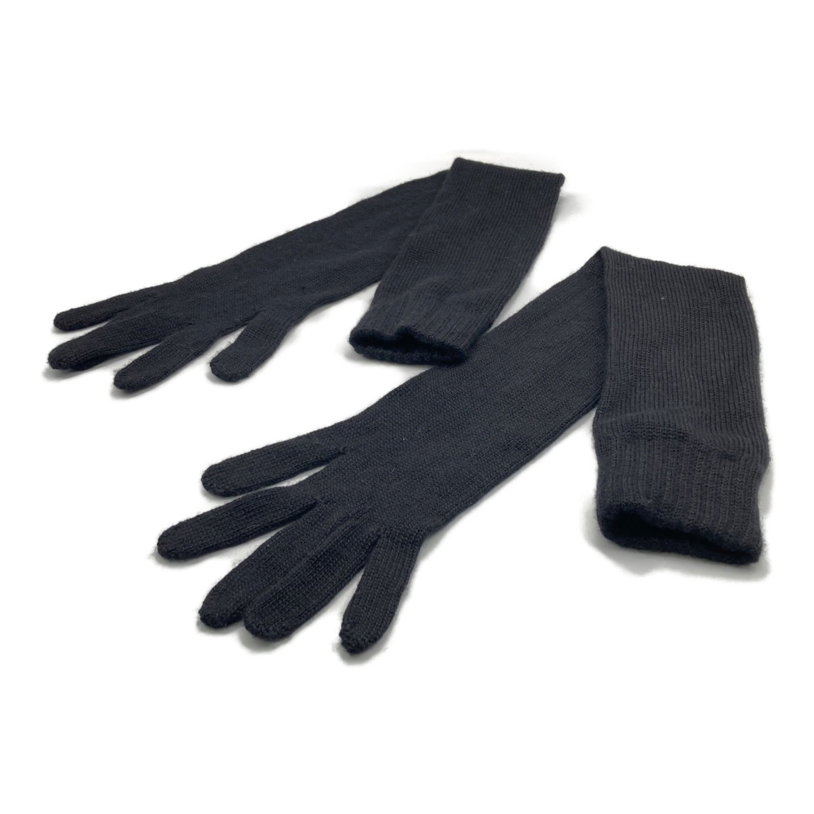 Prada Women's Long Black Cashmere Silk Gloves 24.4 inches: Prada Women's Long Black Cashmere Silk Gloves 24.4 inches PRADA Long gloves Black cashmere silk. Brand: Prada. Country of Origin: Italy. Type: Warm gloves. Material: Other. Color: Black. Gender: Women