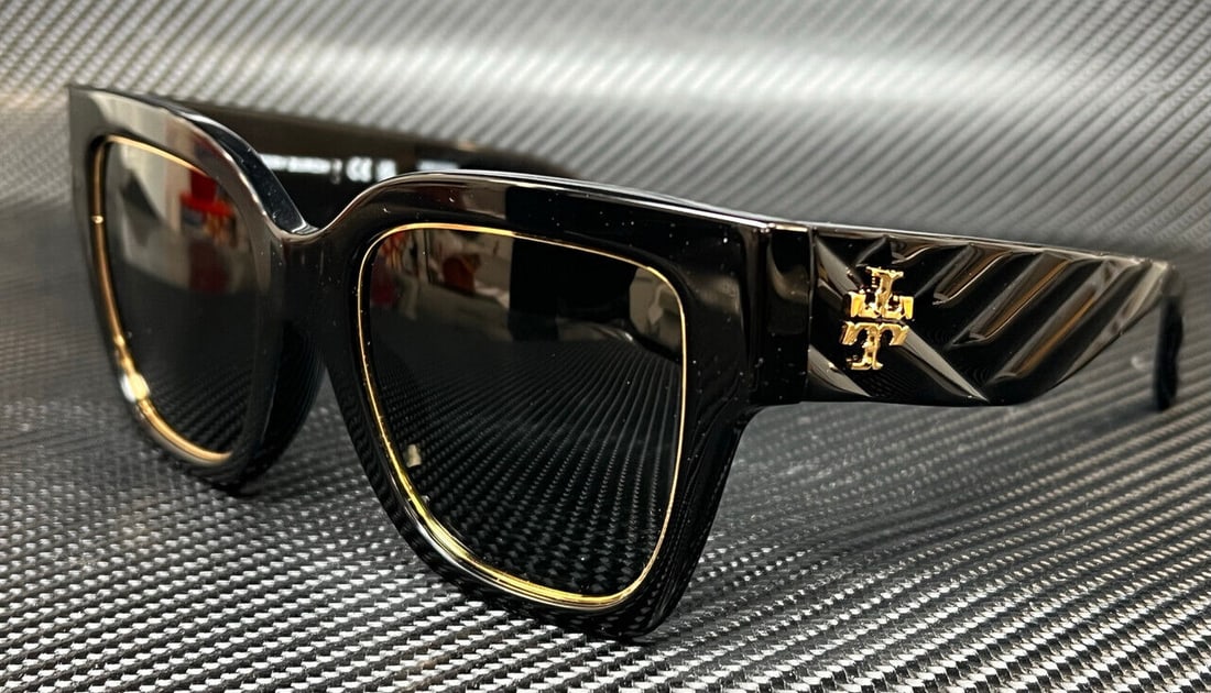 Tory Burch Butterfly Sunglasses 52mm Black Gray UV 100%: Tory Burch Butterfly Sunglasses 52mm Black Gray UV 100% Stylish Tory Burch sunglasses featuring a butterfly style with a solid black frame and gray gradient lenses. Designed for UV protection at 100%,