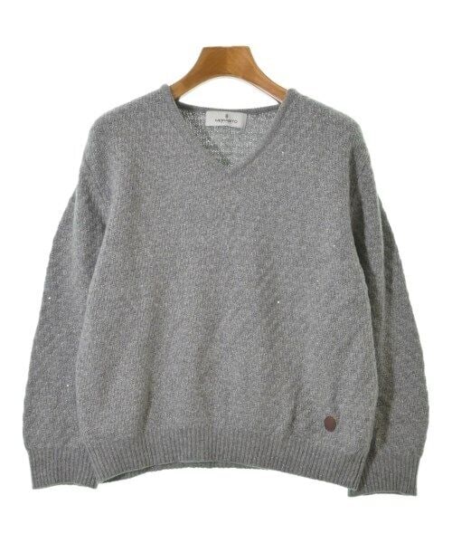 MORABITO Gray Knit Pullover Sweater Size 40 Medium: MORABITO Gray Knit Pullover Sweater Size 40 Medium This MORABITO knitwear sweater is a stylish pullover in a sophisticated gray color. Designed for women's sizing, it is approximately a size 40, which