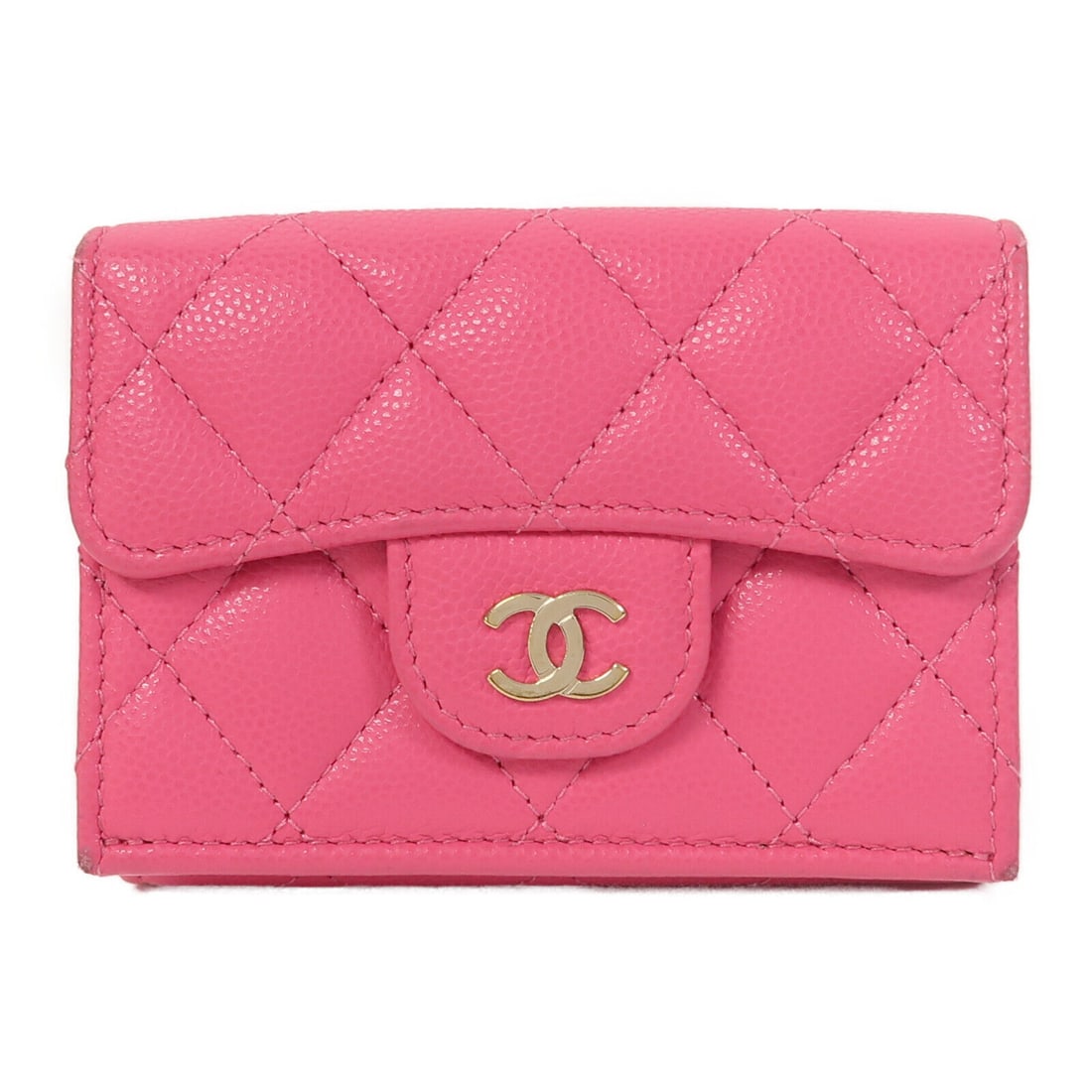 CHANEL Quilted Caviar Leather Double Sided Wallet in Pink with Gold CC: CHANEL Quilted Caviar Leather Double Sided Wallet in Pink with Gold CC This exquisite CHANEL Double Sided Wallet is crafted from luxurious Caviar Skin, featuring a beautiful quilted design in a stunni