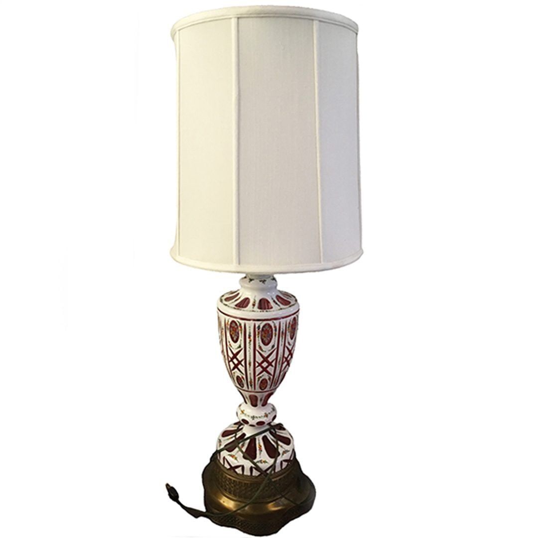 Antique Bohemian Table Lamp Red White Glass Large Elegant Design: Antique Bohemian Table Lamp Red White Glass Large Elegant Design This is an original antique table lamp featuring a stunning Bohemian design. Crafted from glass, the lamp showcases a beautiful combina