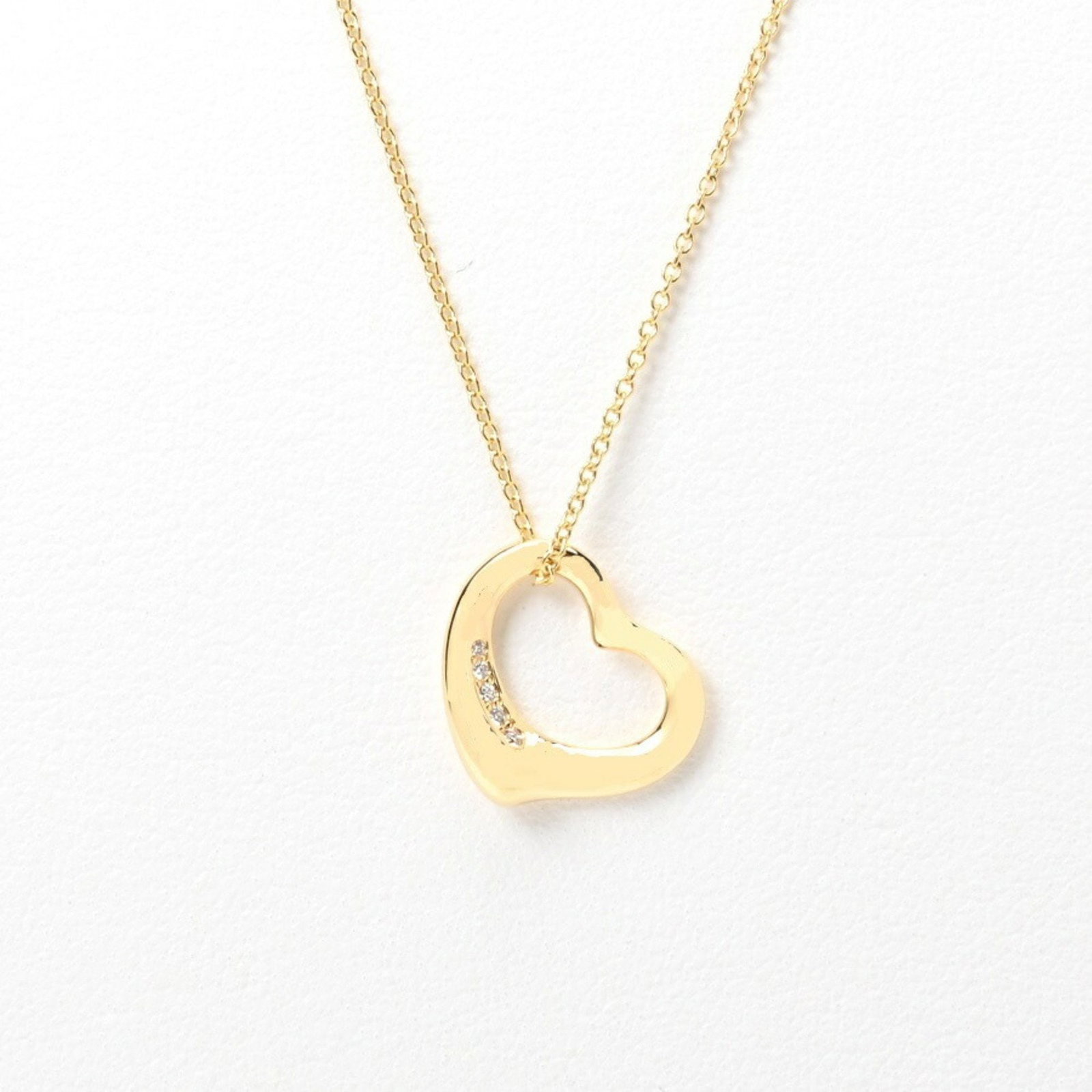 Tiffany & Co. Elsa Peretti Heart Pendant Necklace 16mm K18YG Diamond 5P 41cm60018138 L-156071: Tiffany & Co. Elsa Peretti Heart Pendant Necklace 16mm K18YG Diamond 5P 41cm60018138 L-156071 Brand: Tiffany Line: Open Heart Model: 60018138 Necklace Type: Pendant necklace Pendant Type: Pendant Gend
