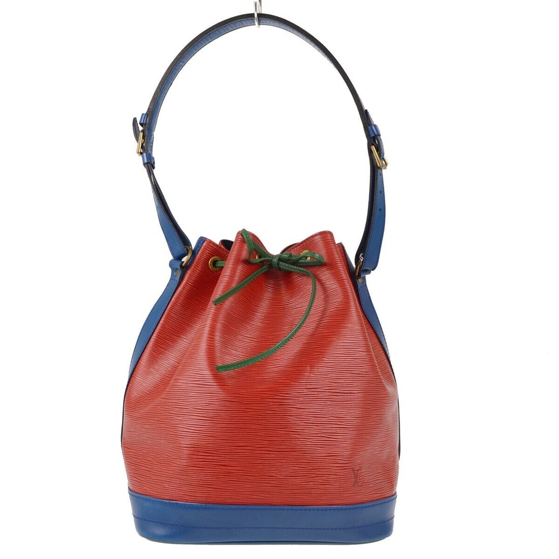 Louis Vuitton Noe Epi Leather Shoulder Bag Red Blue Strap: Louis Vuitton Noe Epi Leather Shoulder Bag Red Blue Strap This Louis Vuitton Noe Drawstring Shoulder Bag Purse features a striking red Epi leather exterior with a blue shoulder strap. The bag measures