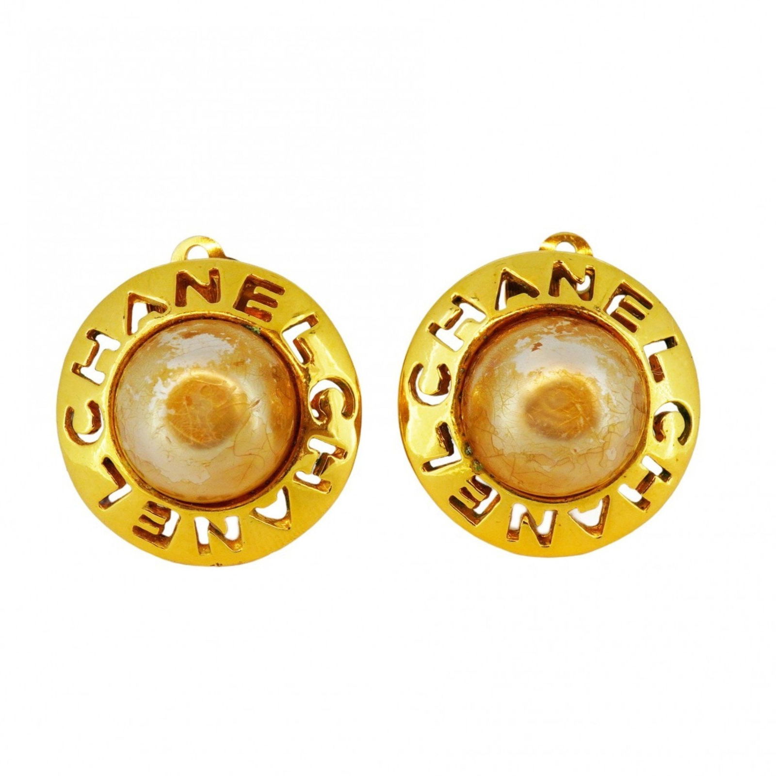 Chanel Gold Plated Clip Earrings with Faux Pearls 25mm: Chanel Gold Plated Clip Earrings with Faux Pearls 25mm These elegant Chanel clip earrings feature a classic design with faux pearls and gold plating, making them a perfect accessory for women. The ear