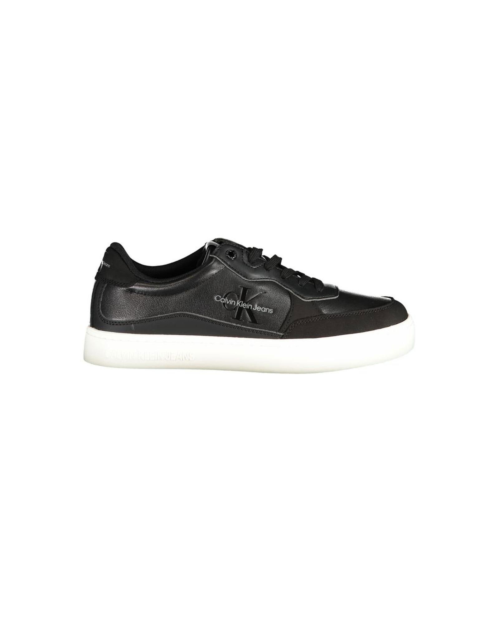 Calvin Klein Calvin Klein Mens Larkin Low Top Sneakers Black: Calvin Klein Calvin Klein Mens Larkin Low Top Sneakers Black These black polyester sneakers are perfect for sports enthusiasts. The shoes come with laces contrast details a unique print and a stylish